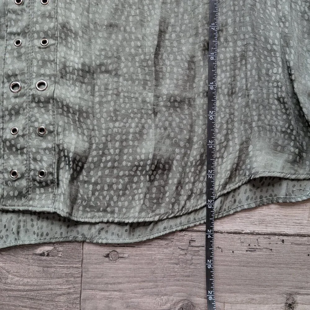 Jennifer Lopez, Sleeveless Flowy Blouse, Olive Green Print, Sz M - Picture 10 of 11